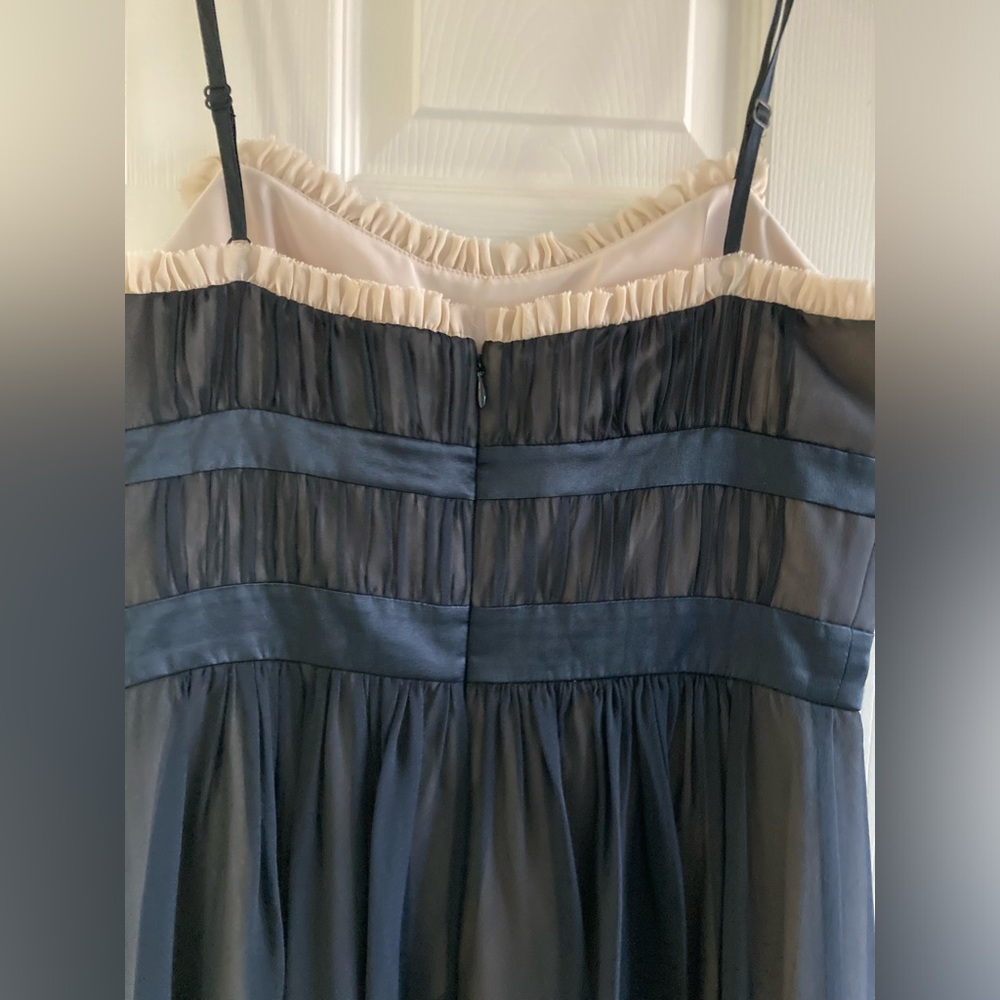 MAX & CLEO Cocktail dress w rusching; like new, cutout detail - Picture 10 of 11